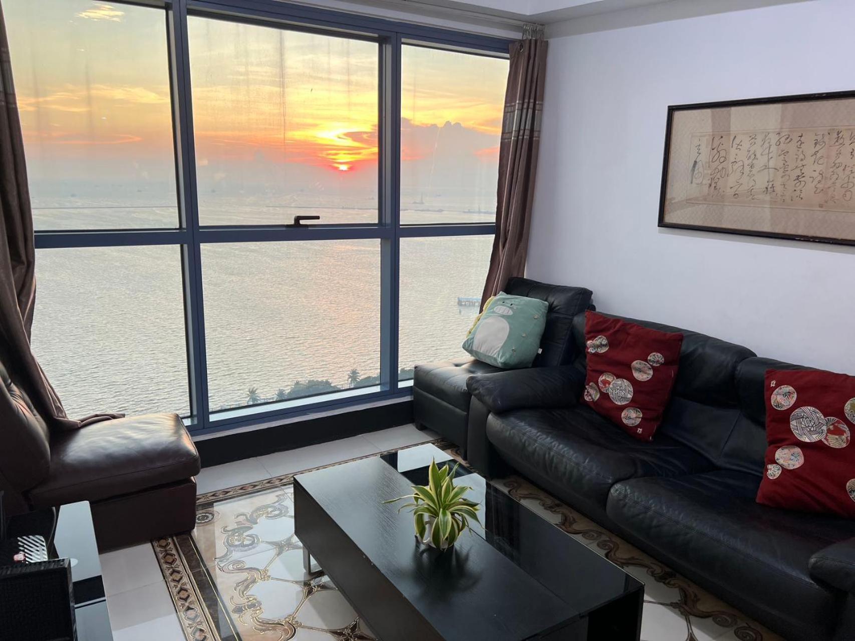 Sunset House Roxas Bay Apartment Manila Exterior photo